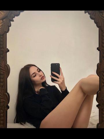 Моника